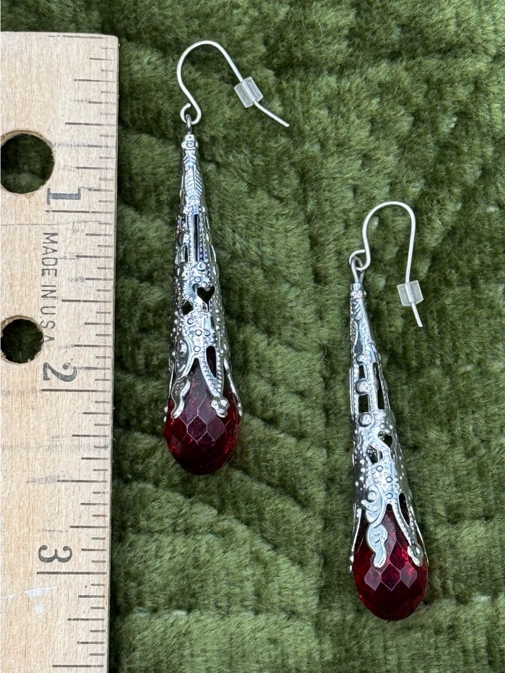Earrings Silver Filigree Drop w/ Red Crystals - Picture 3 of 3